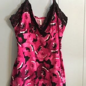 XL Studio Y Pink & Black Tank Top